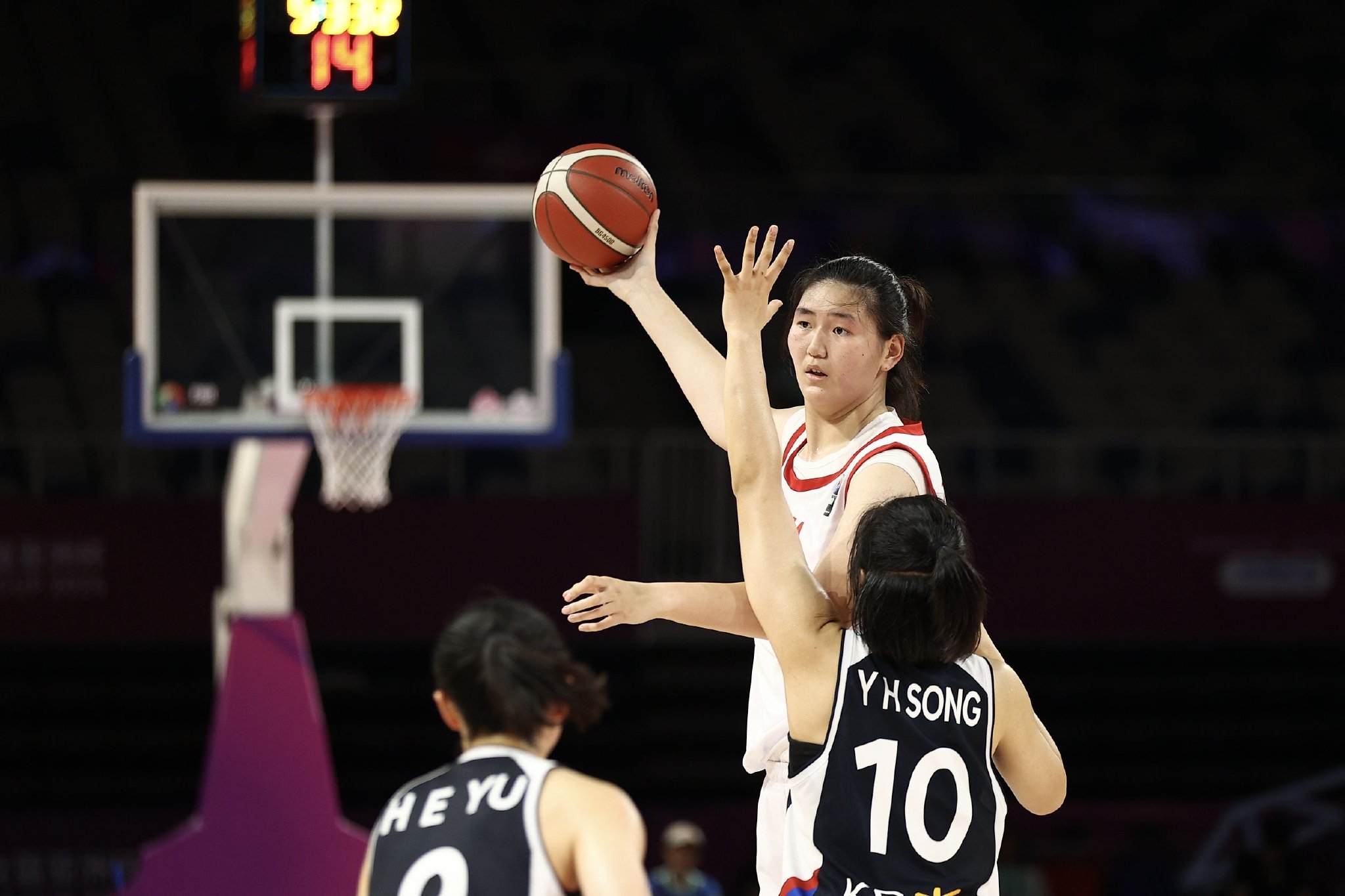 半岛体育-亚洲杯-张子宇11分钟13分中国女篮狂胜印尼51分(张子宇入选亚洲杯最佳阵容)