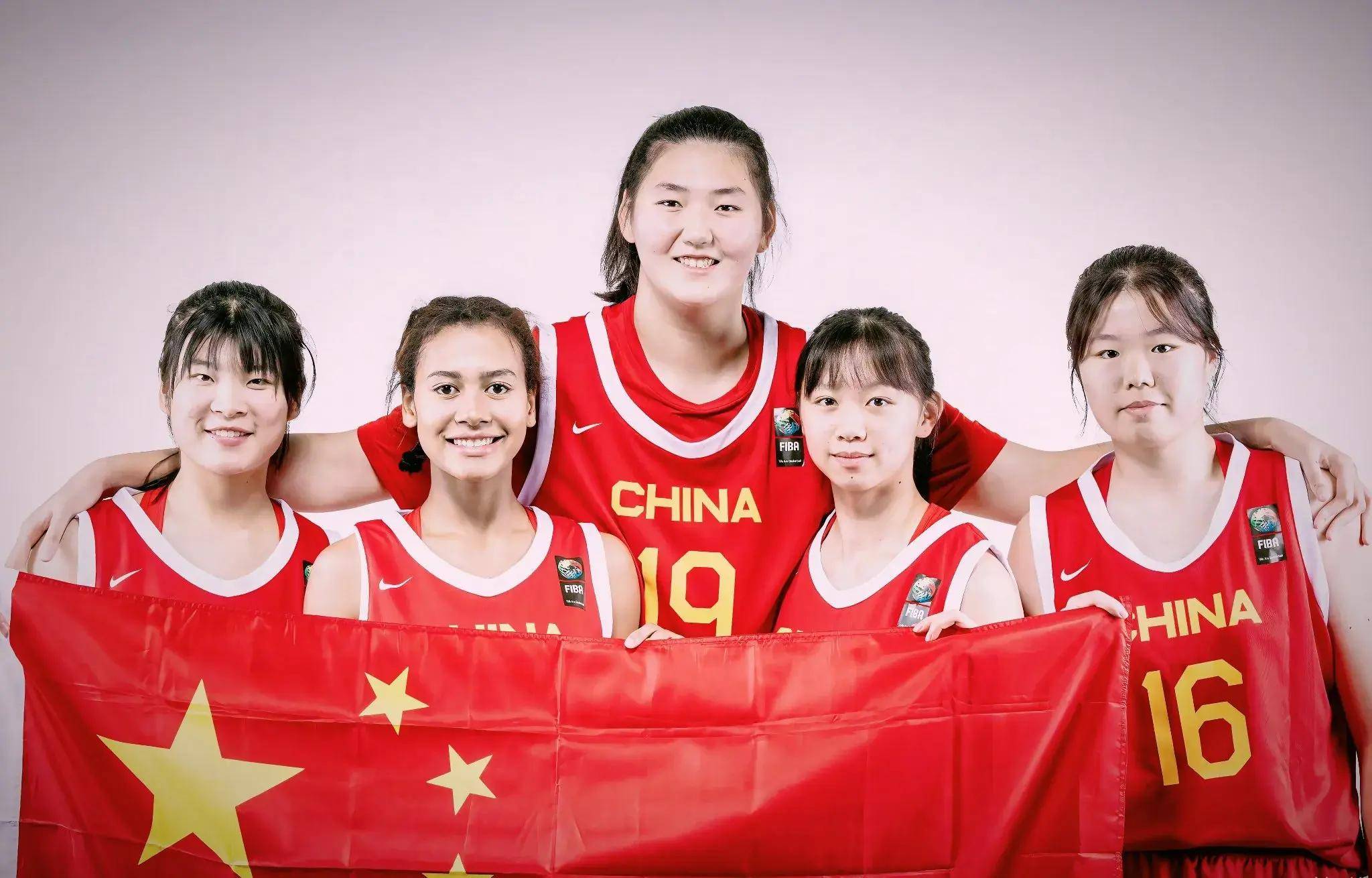 亚洲杯-张子宇11分钟13分中国女篮狂胜印尼51分(张子宇入选亚洲杯最佳阵容)